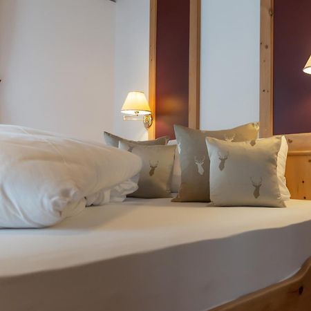 Hotel Astras Scuol Exterior foto