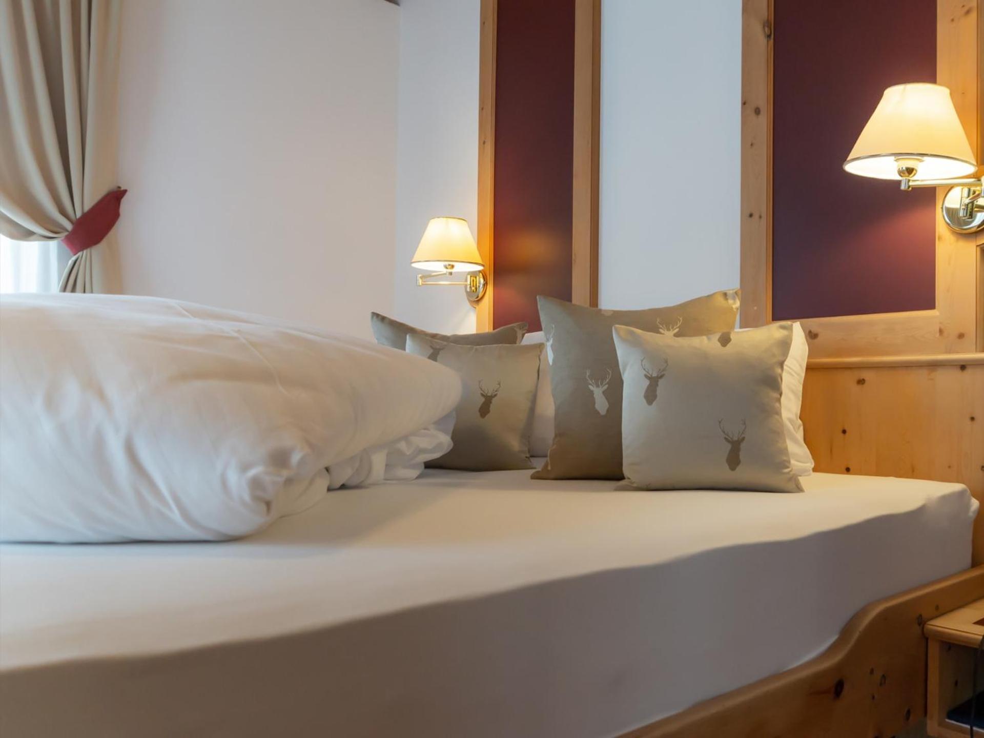 Hotel Astras Scuol Exterior foto
